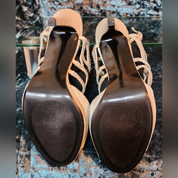My First Listing! Nude Glimmer Heels - Picture 3 of 6